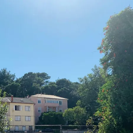Apartman Three Queens Rab Town