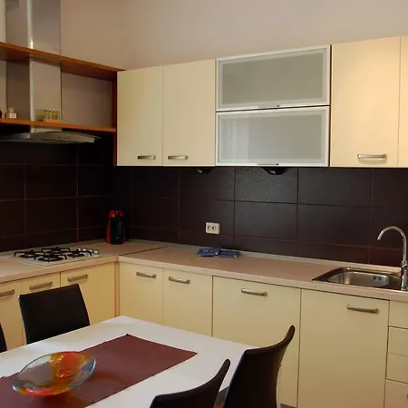 Apartman Three Queens Appartamento *
